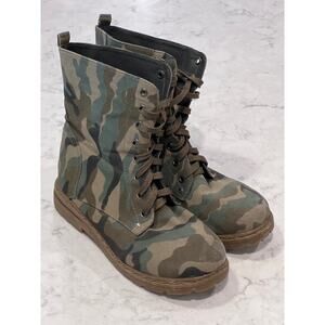 CA Collection by Carrini Women’s Canvas Lace Up Camo Army Boots‎ Size 8.5 Green